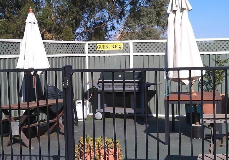 Goldrush Motel Young Cbd