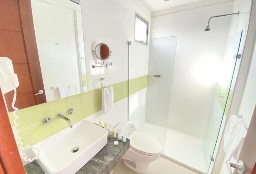 בית מלון כפרי Atlantic Garden