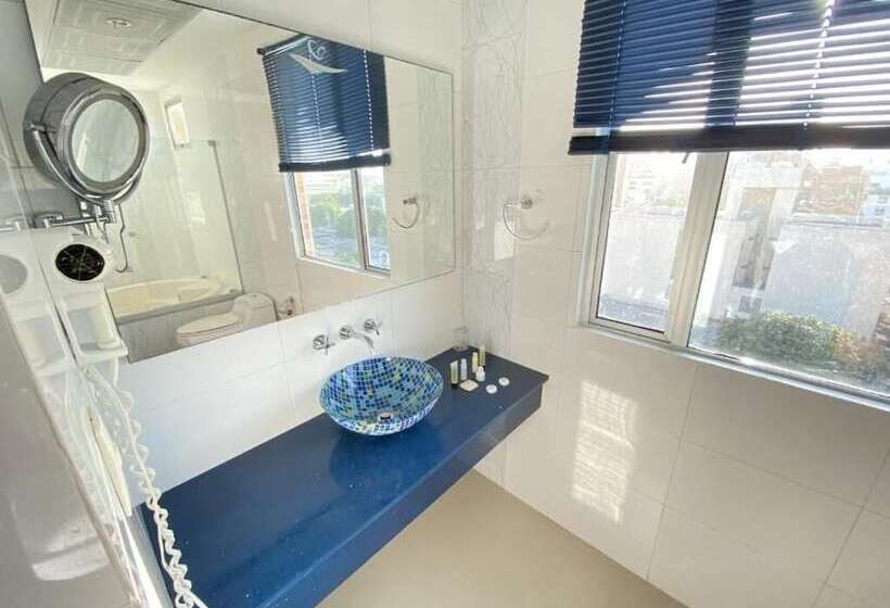 בית מלון כפרי Atlantic Garden