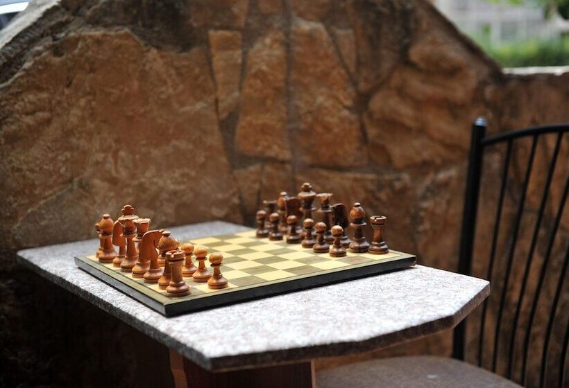 Отель Best House