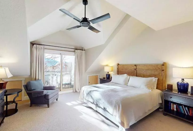 هتل Blue Mesa Lodge 23c By Avantstay Functional Ski In/ski Out Studio W/ Balcony In Great Location!