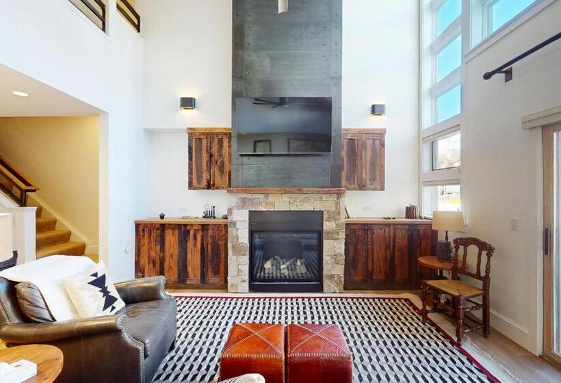 هتل Blue Mesa Lodge 23c By Avantstay Functional Ski In/ski Out Studio W/ Balcony In Great Location!