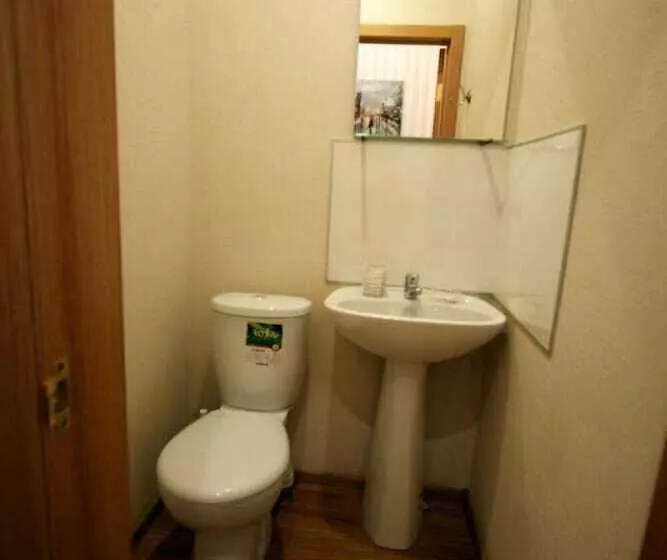 호텔 City Hostel Na Blyukhera 24