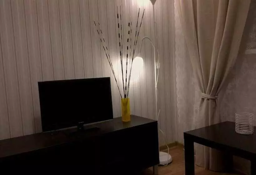 호텔 City Hostel Na Blyukhera 24