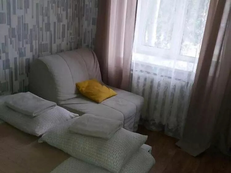 호텔 City Hostel Na Blyukhera 24