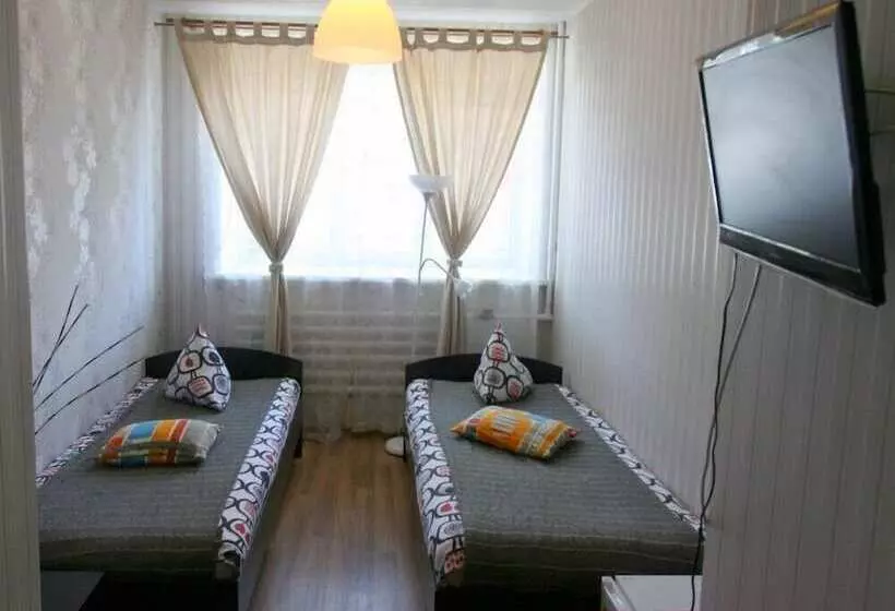 호텔 City Hostel Na Blyukhera 24