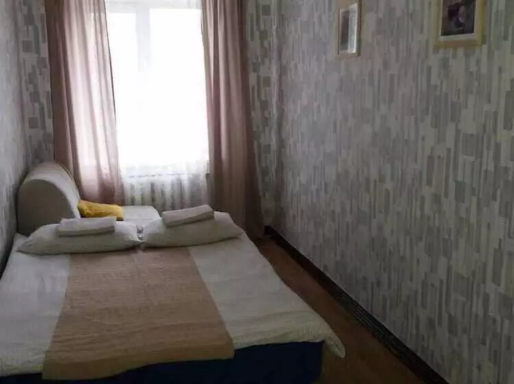 호텔 City Hostel Na Blyukhera 24