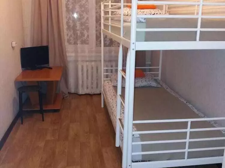 호텔 City Hostel Na Blyukhera 24