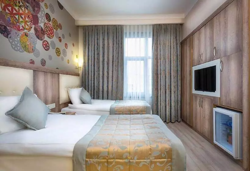 Fatih Hotel Corner