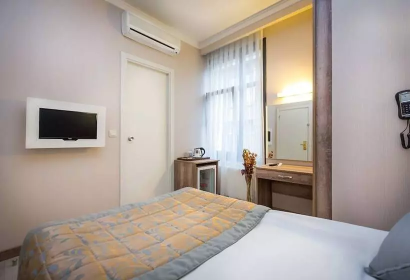 Fatih Hotel Corner