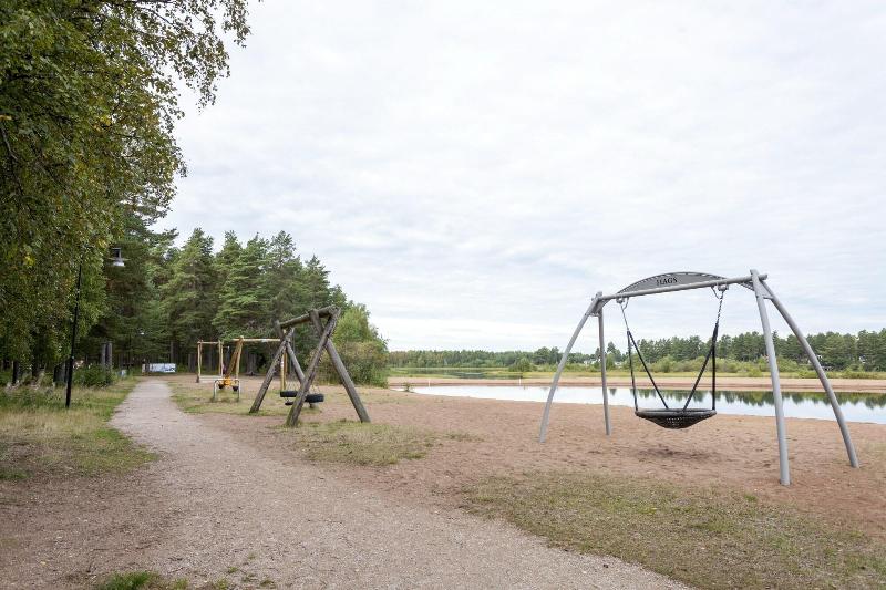 בית מלון כפרי First Camp Moraparken