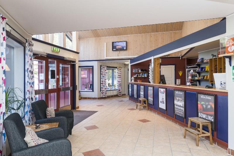 בית מלון כפרי First Camp Moraparken