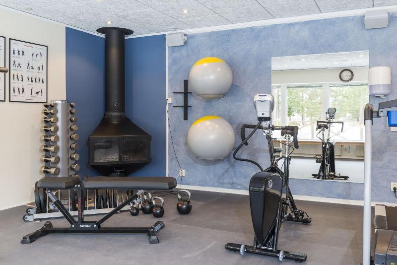 בית מלון כפרי First Camp Moraparken