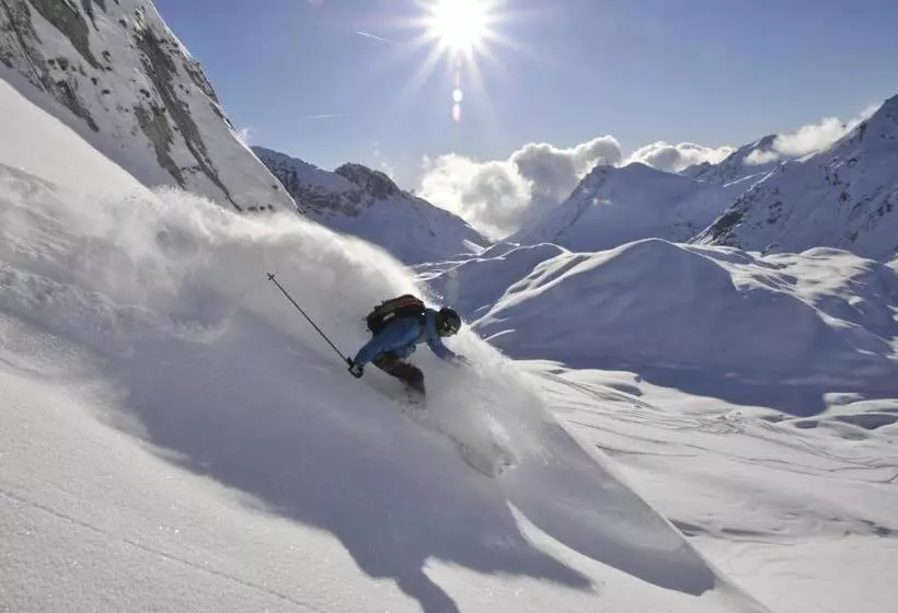 Hotel Jagdhaus Monzabon