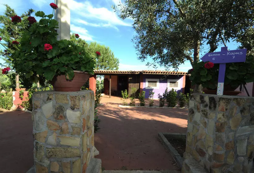 Отель B&b Petrara Resort