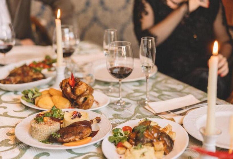 בית מלון כפרי The Elite Oradea S Legendary