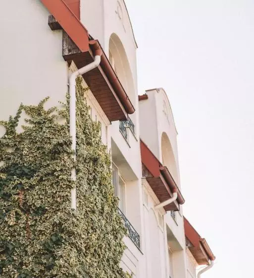 בית מלון כפרי The Elite   Oradea S Legendary