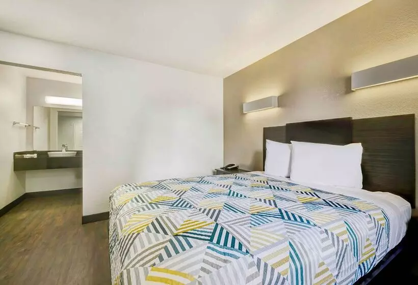 Motel 6 Denton, Tx  Unt