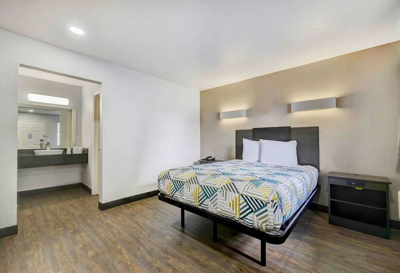 Motel 6 Denton, Tx  Unt