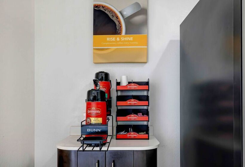 Motel 6 Denton, Tx  Unt