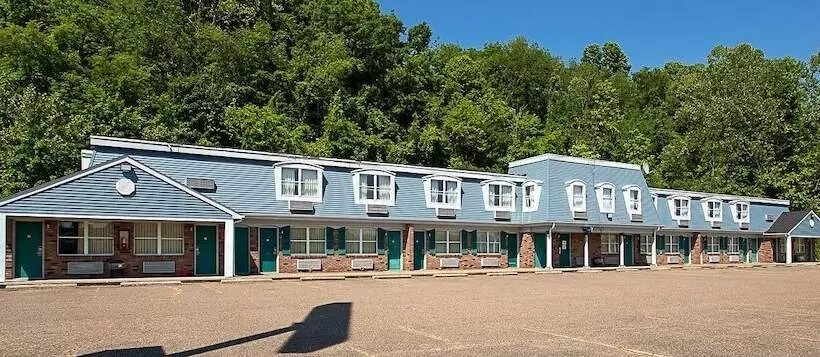 모텔 Country Squire Inn And Suites