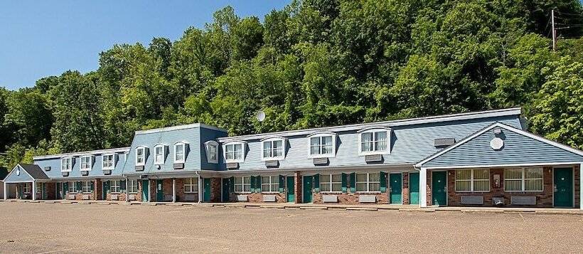 汽车旅馆  Country Squire Inn And Suites