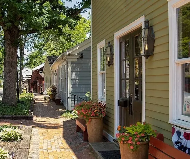 모텔 Country Squire Inn And Suites