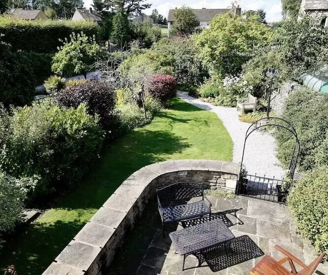 بنسيون Ashfield House