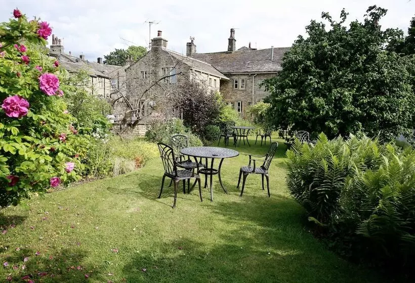 بنسيون Ashfield House