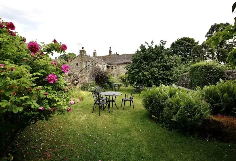 بنسيون Ashfield House