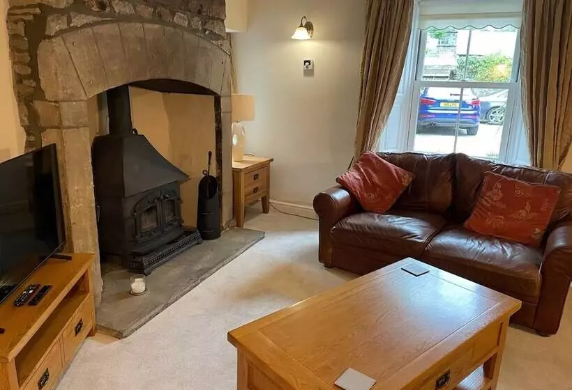 بنسيون Ashfield House