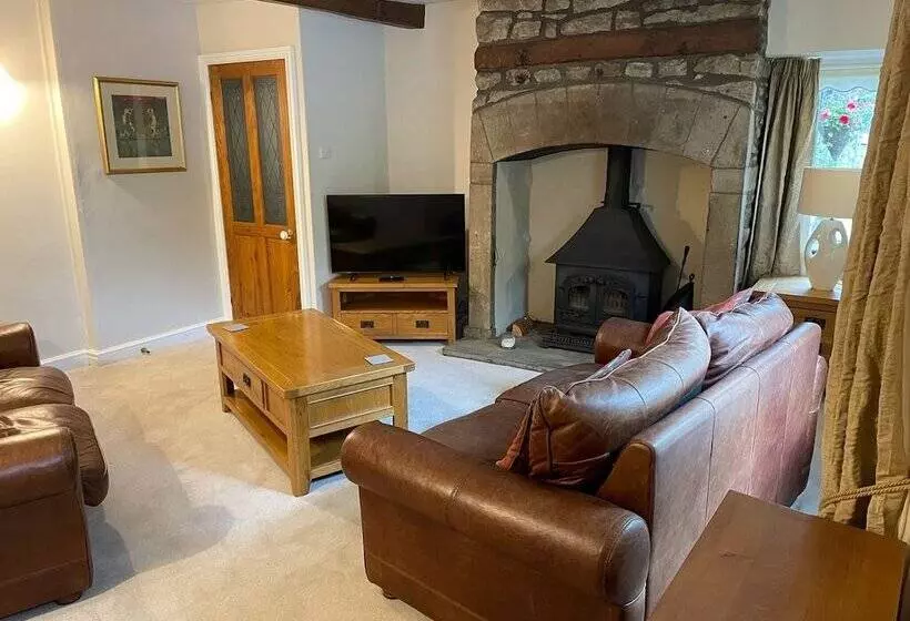 بنسيون Ashfield House