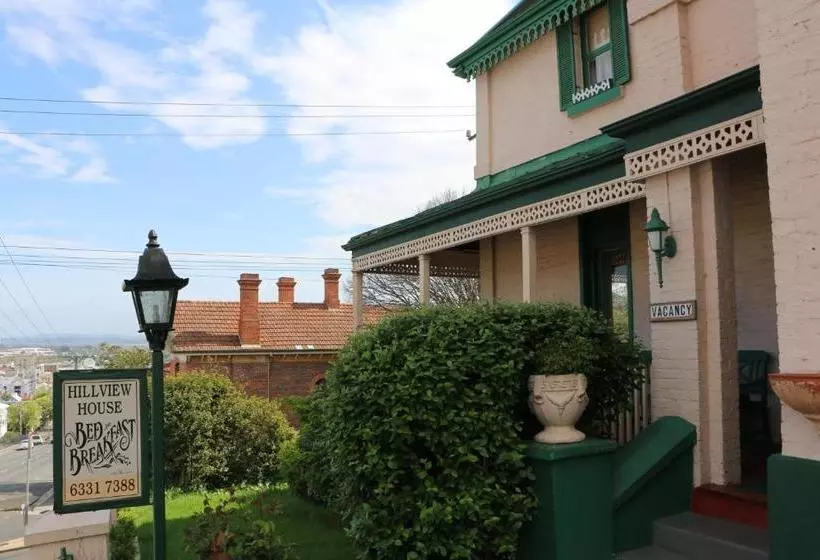 膳宿费 Hillview House Launceston