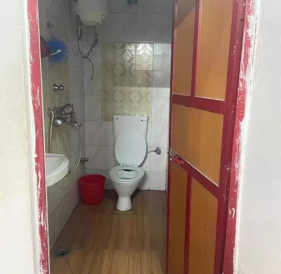 ペンション Shri Guest House