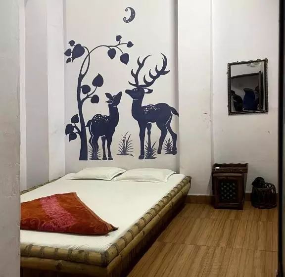 ペンション Shri Guest House