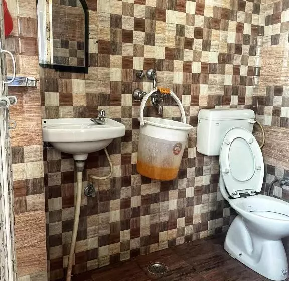 ペンション Shri Guest House