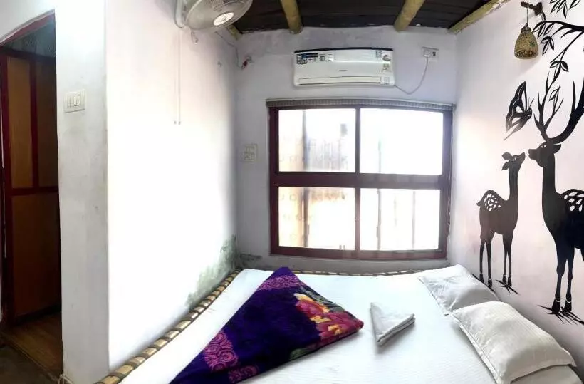 ペンション Shri Guest House