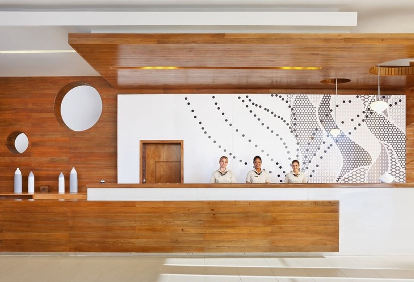 استراحتگاه Playa Vista Azul