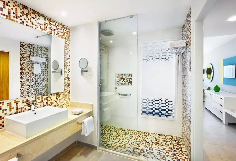 استراحتگاه Playa Vista Azul