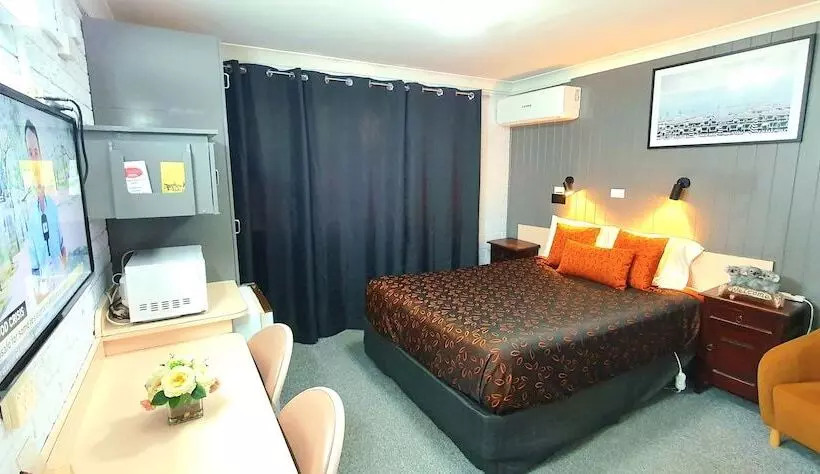Goldrush Motel Young Cbd