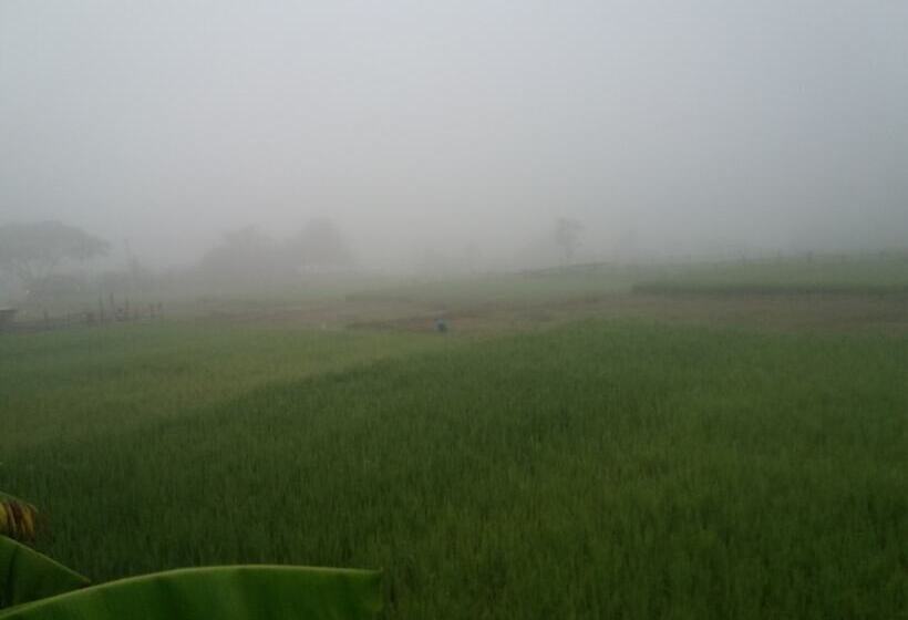 Szálloda Him Doy Muang Pan