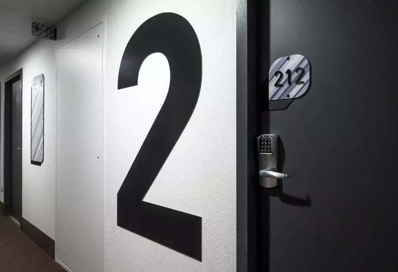 B&b Hotel Marseille Centre La Joliette