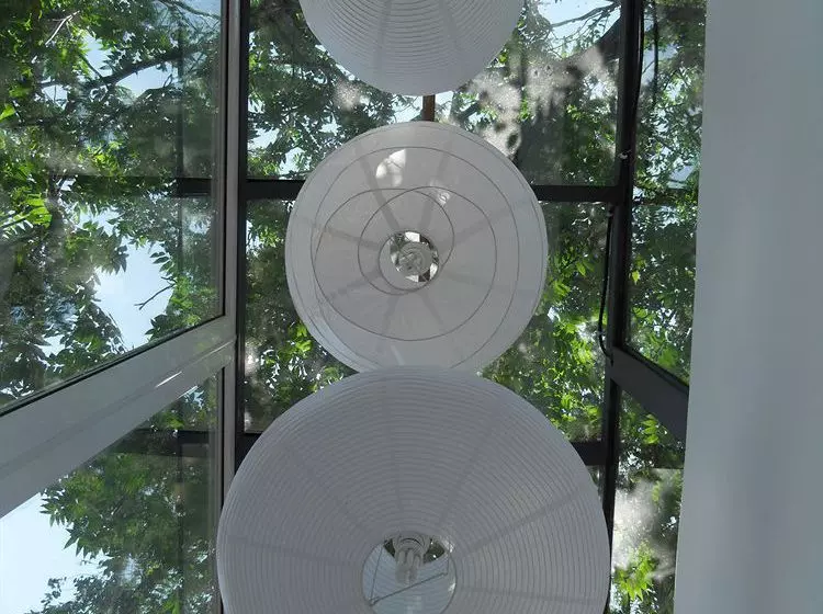 تختخواب و صبحانه Hutongren Creative Culture