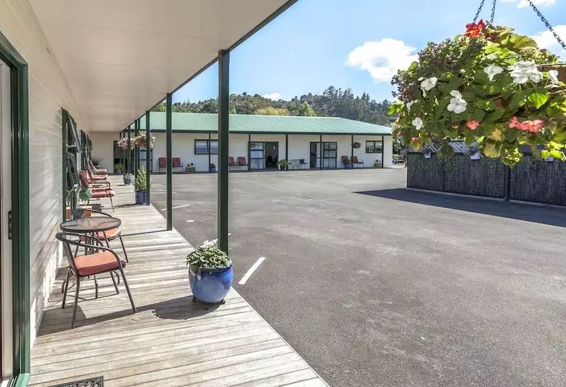 Coromandel Court Motel