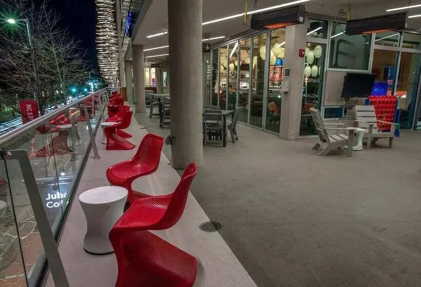 בית מלון כפרי Aloft Raleigh