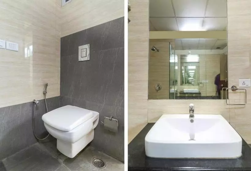 ホテル Apollo Sindoori S