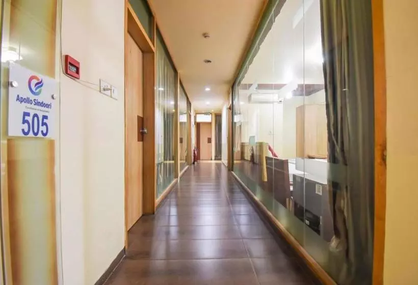 ホテル Apollo Sindoori S