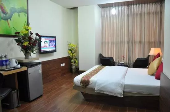 ホテル Apollo Sindoori S