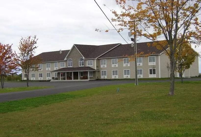 فندق Auberge Bouctouche Inn & Suites
