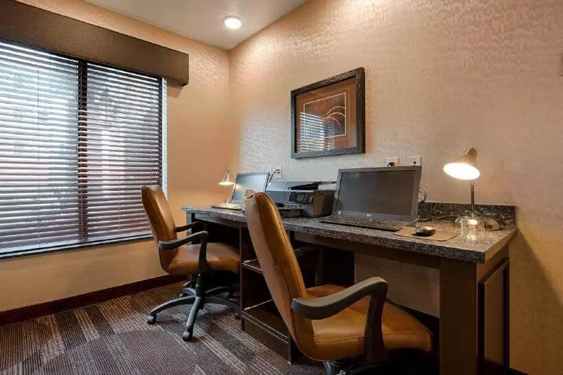 ホテル Best Western Plus Casper Inn & Suites
